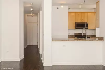 330 W Grand Avenue #1506, Chicago, IL 60654 - Photo 5