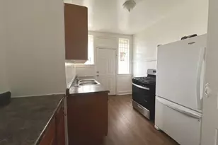 3717 W Cullom Ave, Chicago, IL 60618 - Photo 5