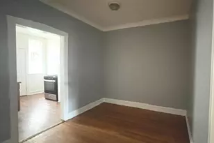 3717 W Cullom Ave, Chicago, IL 60618 - Photo 3