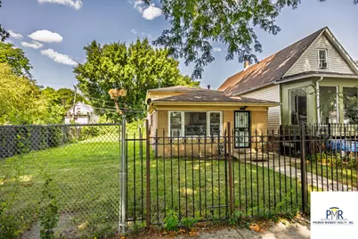 5750 S Lowe Avenue, Chicago, IL 60621 - Photo 1