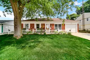 724 Union Ave, Romeoville, IL 60446 - Photo 1