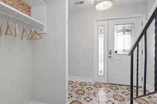 7605 Bristol Ct, Woodridge, IL 60517 - Photo 5