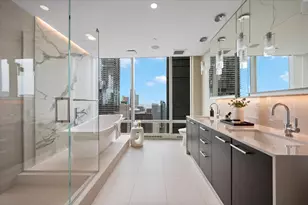 340 E Randolph St, Chicago, IL 60601 - Photo 27