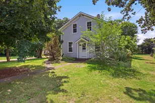 10203 Main St, Hebron, IL 60034 - Photo 1