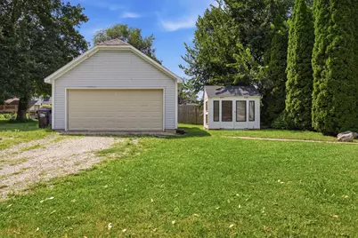 10203 Main Street, Hebron, IL 60034 - Photo 3