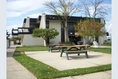 9701 N Dee Road N #6K, Niles, IL 60714 - Photo 13