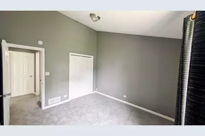 568 Manor Place, Aurora, IL 60506 - Photo 9
