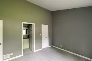 568 Manor Pl, Aurora, IL 60506 - Photo 11