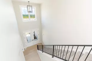 5206 Belvedere Dr, Bloomington, IL 61705 - Photo 3
