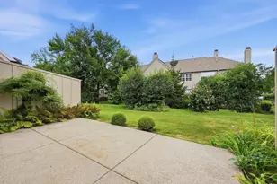 221 Cascade Dr, Indian Head Park, IL 60525 - Photo 27