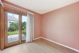 221 Cascade Dr, Indian Head Park, IL 60525 - Photo 7