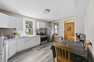 2627 W Montgomery Ave, Chicago, IL 60632 - Photo 5