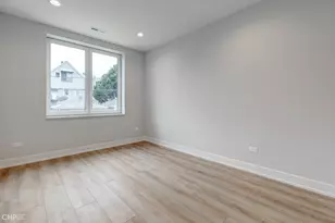 2823 W Belmont Ave, Chicago, IL 60618 - Photo 7