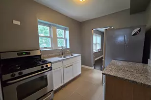 834 N Christiana Ave, Chicago, IL 60651 - Photo 13