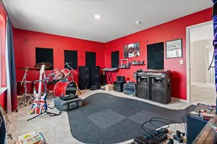 3617 Emerald Rd, Elgin, IL 60124 - Photo 31