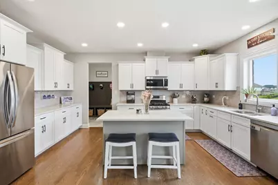 8279 Katie Lane, Frankfort, IL 60423 - Photo 5