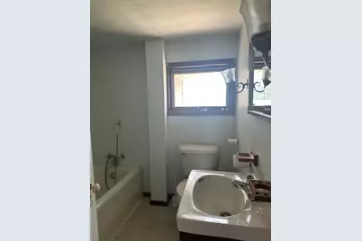 17 W Old Mill Street, Milledgeville, IL 61051 - Photo 7