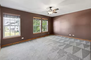818 Willow St, Kirkland, IL 60146 - Photo 17