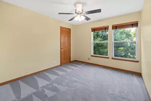 818 Willow St, Kirkland, IL 60146 - Photo 19