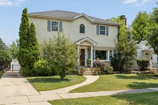 713 Community Dr, La Grange Park, IL 60526 - Photo 1
