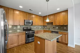 2618 W Diversey Ave, Chicago, IL 60647 - Photo 9