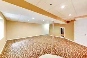 923 Kings Canyon Dr, Streamwood, IL 60107 - Photo 15