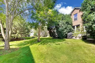 923 Kings Canyon Dr, Streamwood, IL 60107 - Photo 21