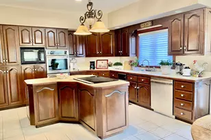 14561 Crystal Tree Dr, Orland Park, IL 60462 - Photo 9