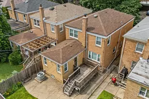 2921 W Birchwood Ave, Chicago, IL 60645 - Photo 37