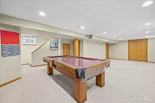 2921 W Birchwood Ave, Chicago, IL 60645 - Photo 27