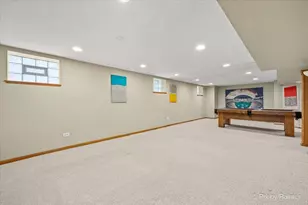 2921 W Birchwood Ave, Chicago, IL 60645 - Photo 29