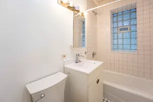 1012 N Oakley Blvd, Chicago, IL 60622 - Photo 11