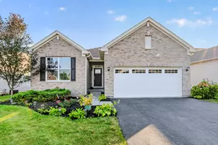 2141 Magenta Ln, Algonquin, IL 60102 - Photo 1