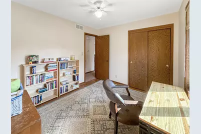829 Sutton Place, Freeport, IL 61032 - Photo 27