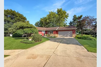 829 Sutton Place, Freeport, IL 61032 - Photo 41