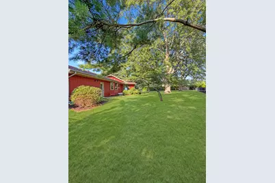 829 Sutton Place, Freeport, IL 61032 - Photo 47