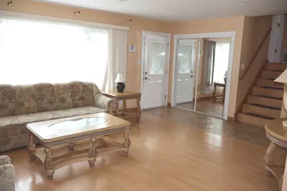 182 Roxbury Lane, Des Plaines, IL 60018 - Photo 3