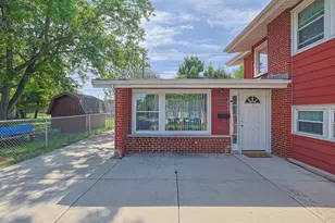 3046 S 24th Ave, Broadview, IL 60155 - Photo 1