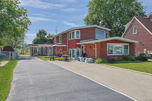 3046 S 24th Ave, Broadview, IL 60155 - Photo 3
