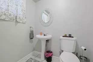 3046 S 24th Ave, Broadview, IL 60155 - Photo 13