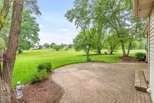 997 S Hampton Ct, Aurora, IL 60506 - Photo 47