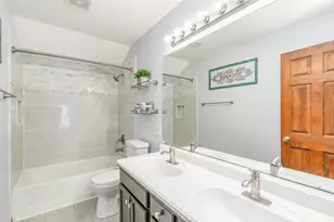 997 S Hampton Ct, Aurora, IL 60506 - Photo 39