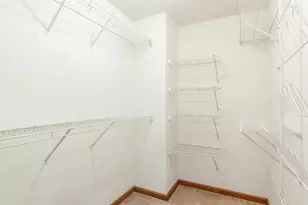 997 S Hampton Ct, Aurora, IL 60506 - Photo 35
