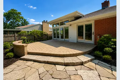924 Brookline Lane, Park Ridge, IL 60068 - Photo 5