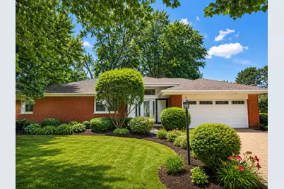 924 Brookline Lane, Park Ridge, IL 60068 - Photo 1