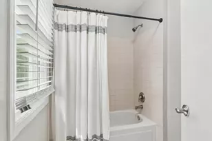 171 Southfield Dr, Vernon Hills, IL 60061 - Photo 25
