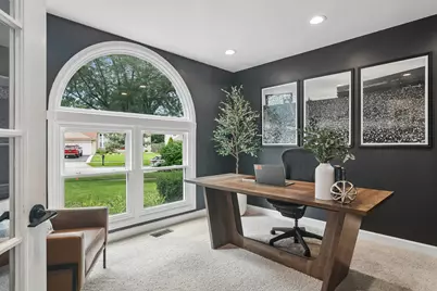 171 Southfield Drive, Vernon Hills, IL 60061 - Photo 5