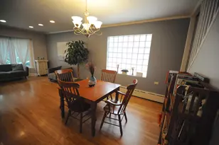 2637 N 78th Ct, Elmwood Park, IL 60707 - Photo 15
