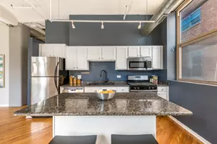 500 S Clinton St, Chicago, IL 60607 - Photo 9