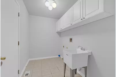 1917 Chestnut Grove Drive, Plainfield, IL 60586 - Photo 11